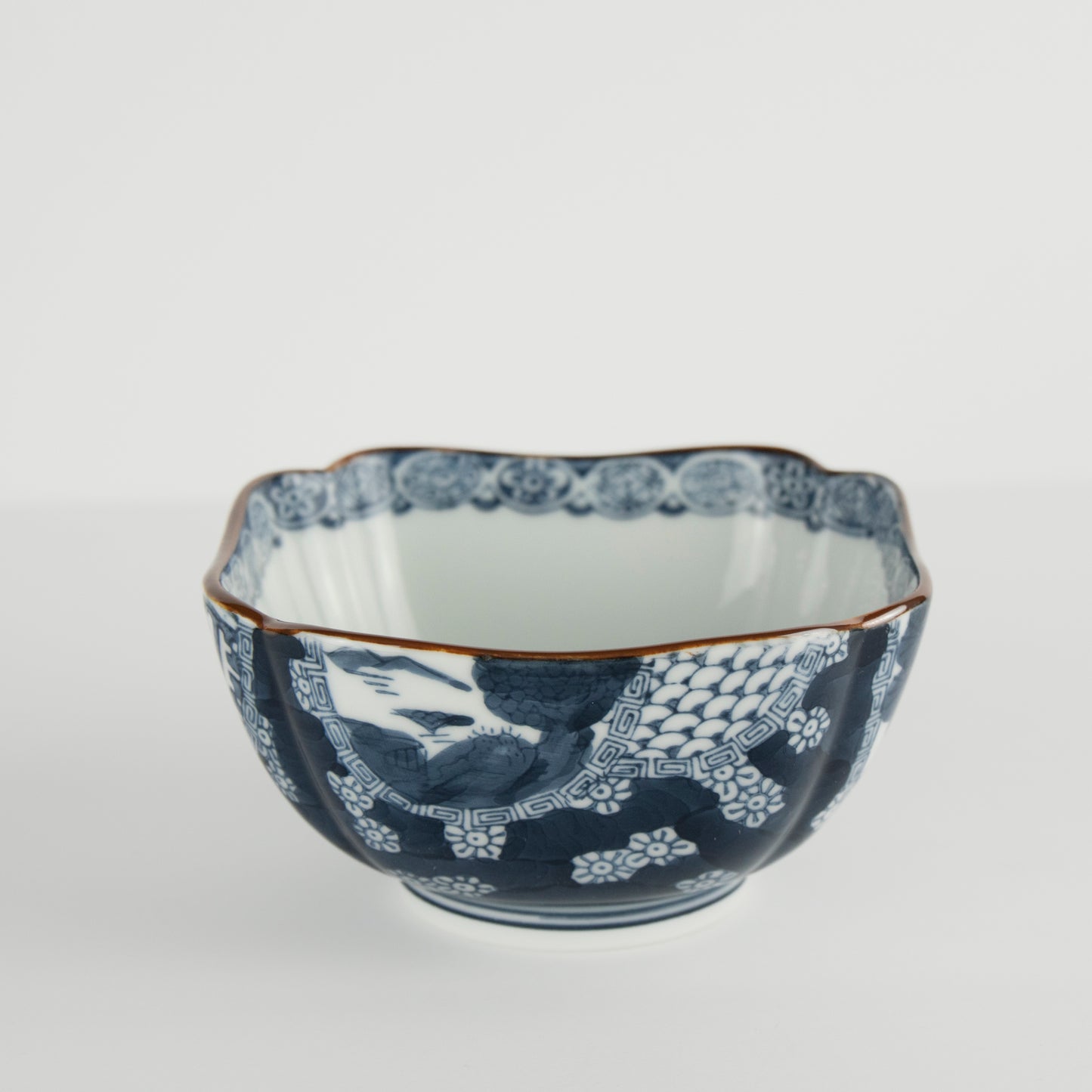 Japanese Bowl（染付祥瑞梅花鳥）