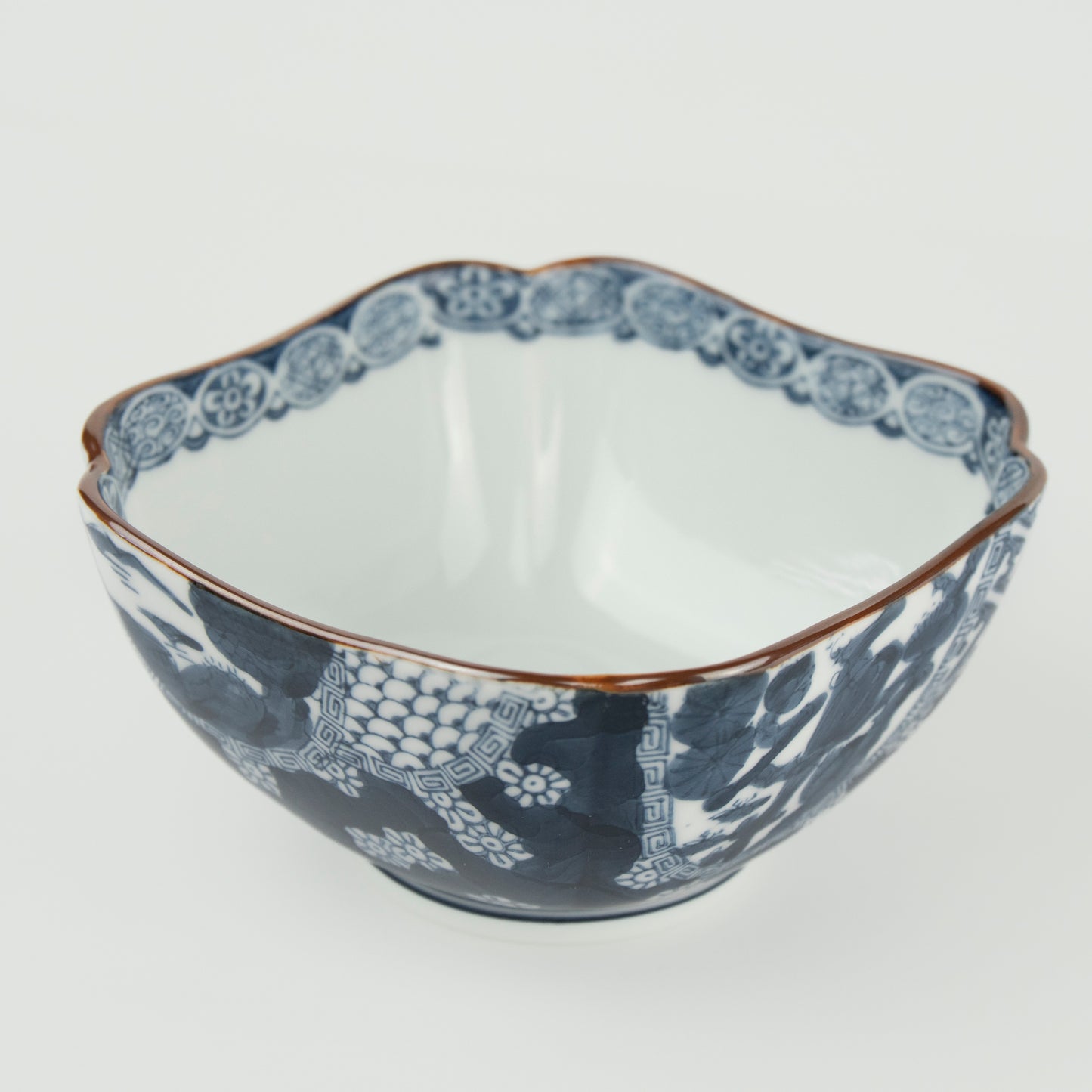 Japanese Bowl（染付祥瑞梅花鳥）